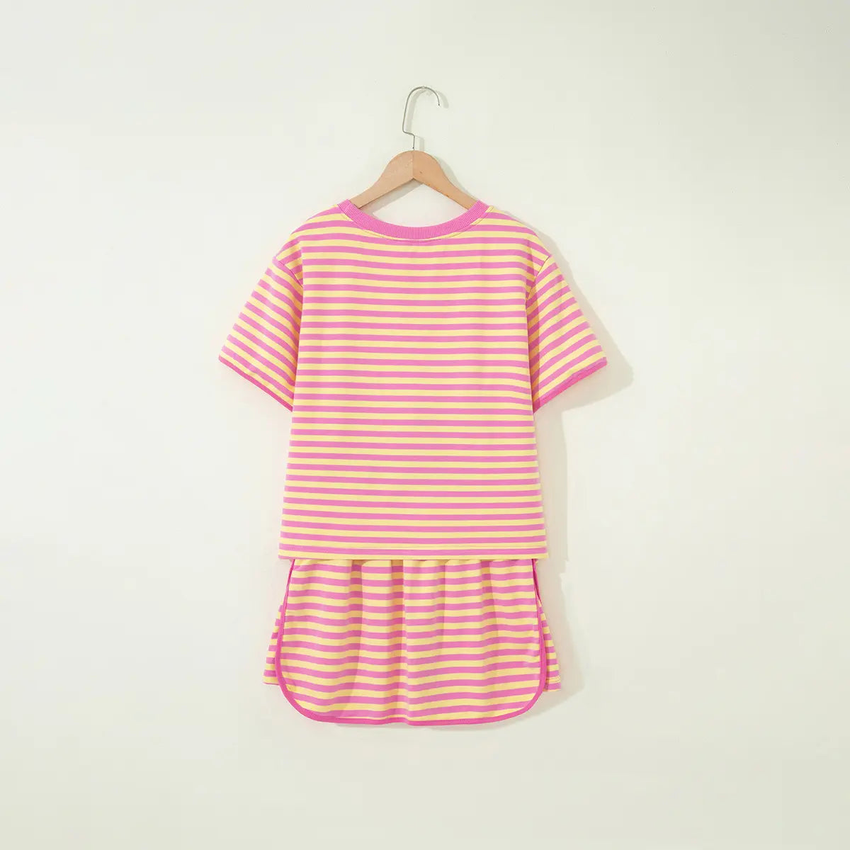 Mntaor Cozy & Chic Striped Set for Women - Matching Top and Mini Skirt in Pink, Soft Fabric, Perfect for Summer Shopping or Coffee Dates, Womenswear Clothes
