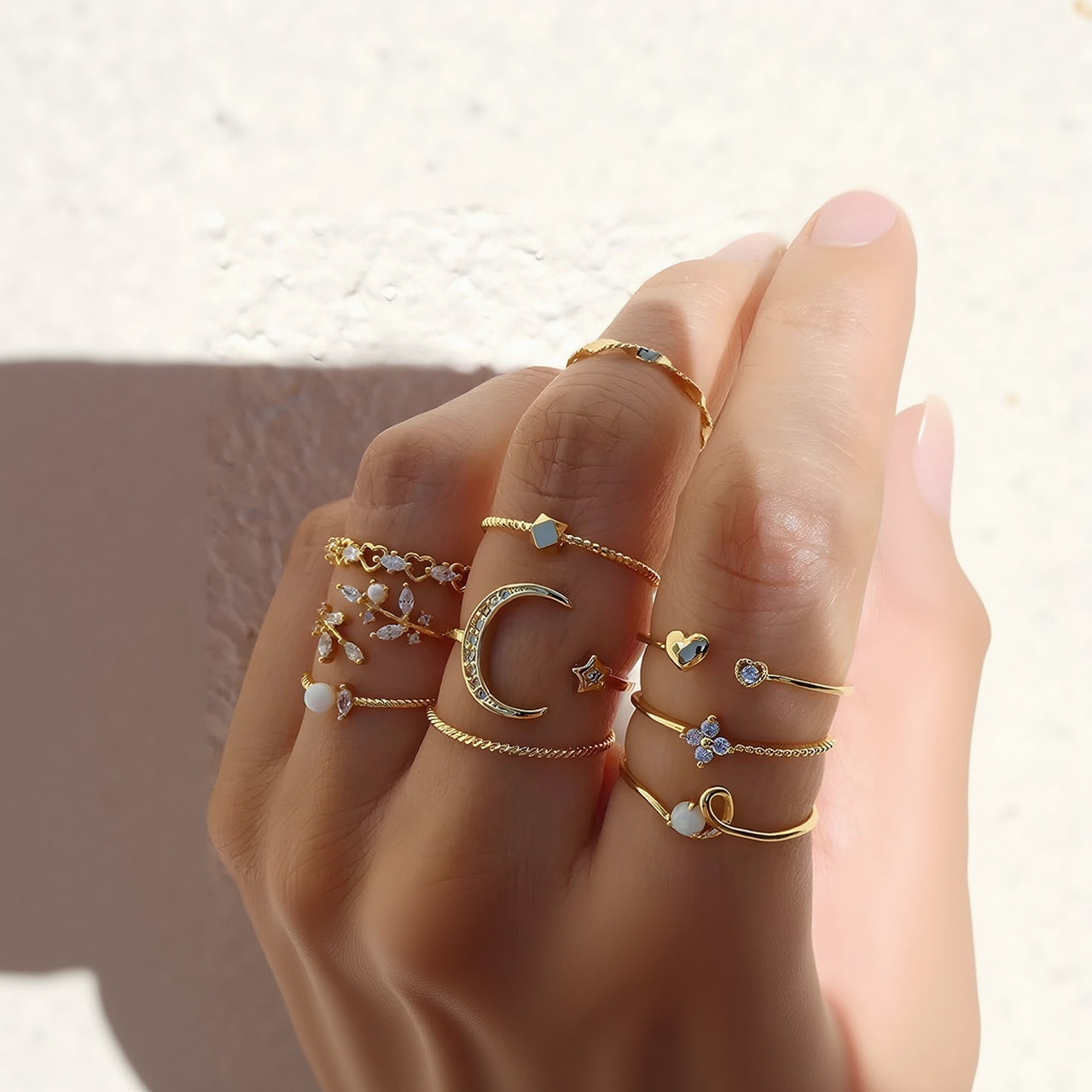 10Pcs Rings Suit for Women Gold-Color Chain Ring Set Bohemian Style Coin Snake Moon Star Party Leaves Love Trend Gift Jewelry