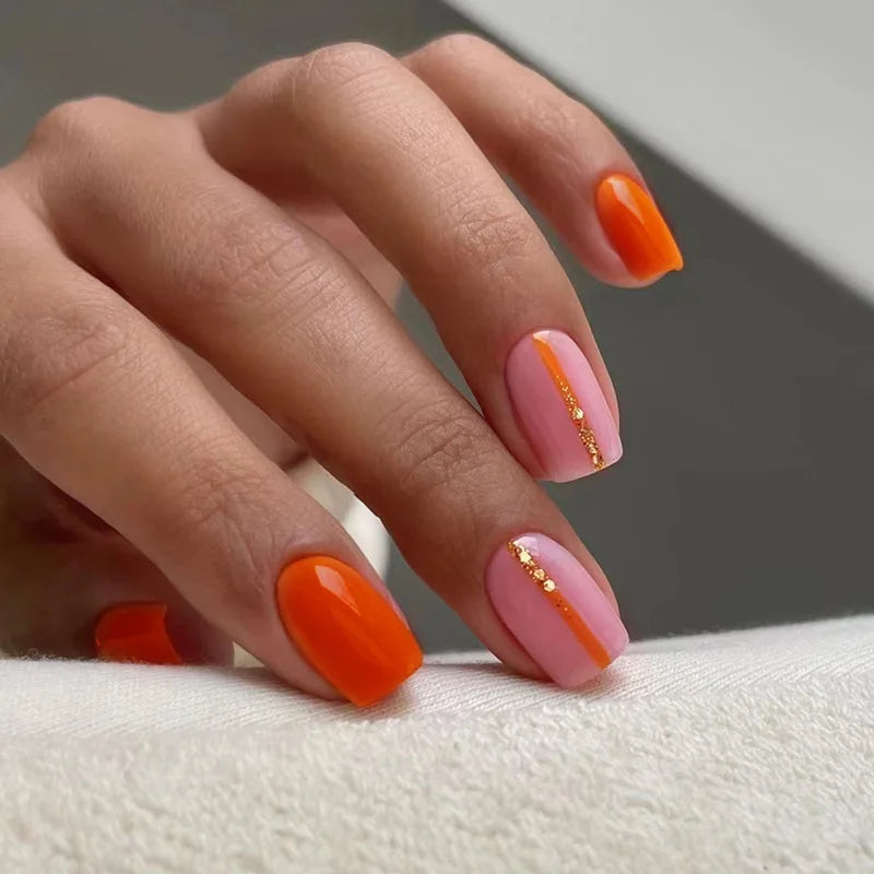 Glamorous Pink Glitter French Short Fake Nails - 24Pcs Full Cover Press-On Nail Tips for Effortless Manicures